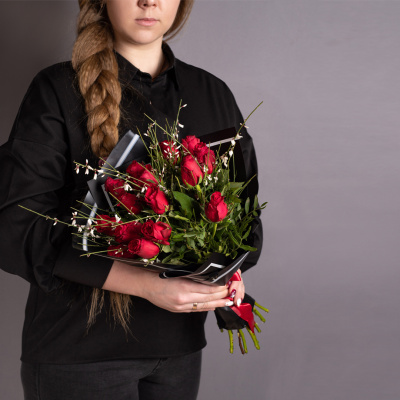 Букет из Кенийских красных роз 15 шт. 28447-Кр